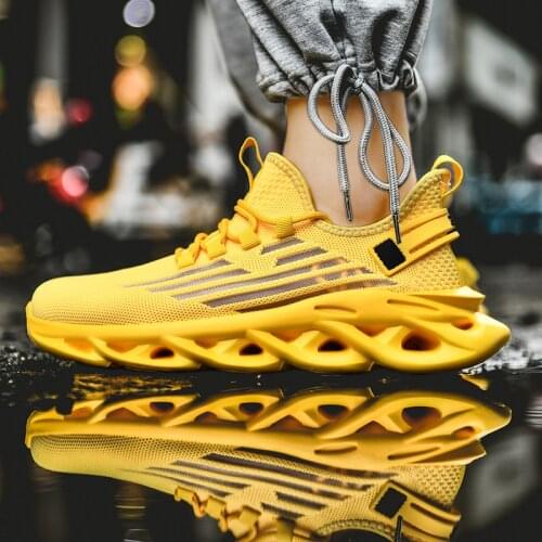 Trending Men Running Shoes Reflective Fashion Male Board Sneakers Light Outdoor Sporty Walking Shoes Fluorescent Green BIig 46