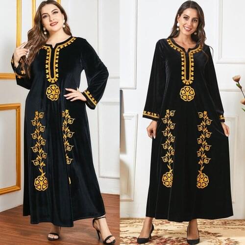 Arab Dubai Muslim Velvet Long Dress Autumn Winter Embroidery Long Sleeve Abaya Plus Size Middle East Ramadan Islamic Jilbab New