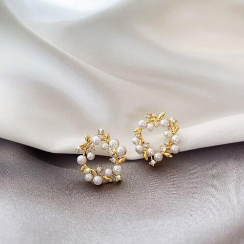 Pearl wreath design delicate earrings leaves ear nail sen line super fairy