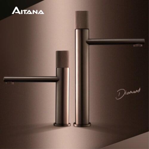 Aitana Black Bath Faucets
