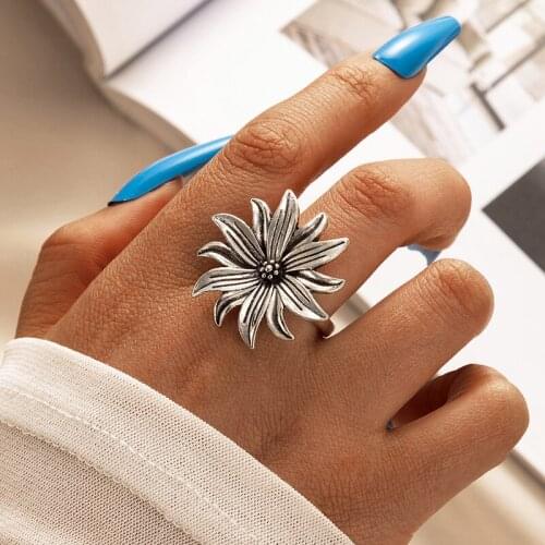 Tocona Punk Big Flowers Single Ring for Women Charms Silver Color Alloy Metal Geoemtric Party Bohemian Jewelry кольца 17953