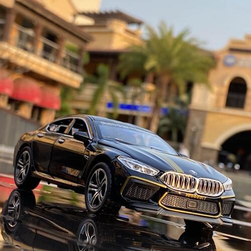 1:32BMW M8 Alloy Car Model Diecasts & Toy Vehicles Toy Car Metal Collection Model Car High Simulation Model Toys For kids Gift