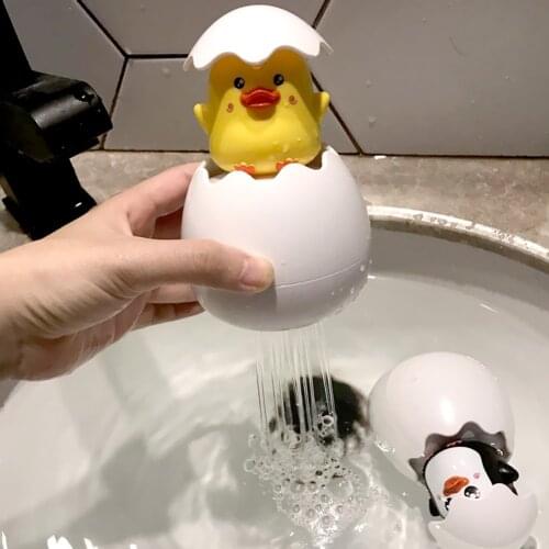 Baby Bathing Toy Kids Cute Penguin Egg Water Spray Sprinkler Bathroom Sprinkling Shower Swimming Water Toys For Children Gifts