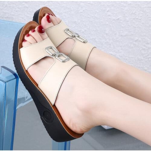 2021 Summer Women Slippers Leather Leaves Casual Flat Open Toed Sandals Fashion Female Beach Slides Mujer Size 36-40
