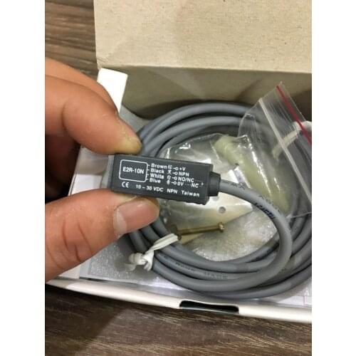 New original Taiwans FOTEK photoelectric switch E2R-10N 10-30VDC