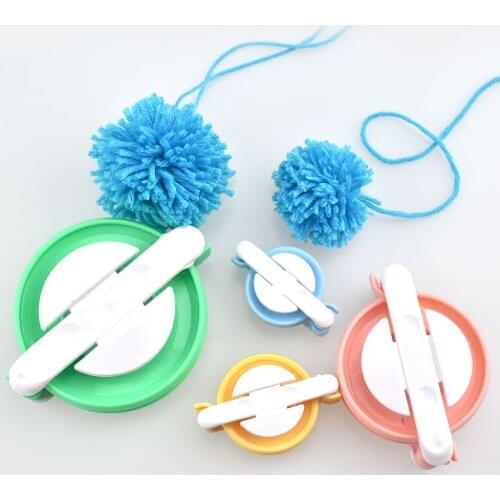 4PCS Pom Pom Maker Ball Weaver Needle Mixed Needlework DIY Art Tools Craft Knitting Wool Tool for Needlework DIY Blakets Decor
