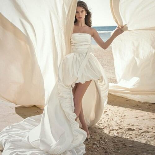 Short Front Back Long Back Bride Dresses Strapless A Line Pleats Satin Elegant Wedding Gowns Vestido De Noiva