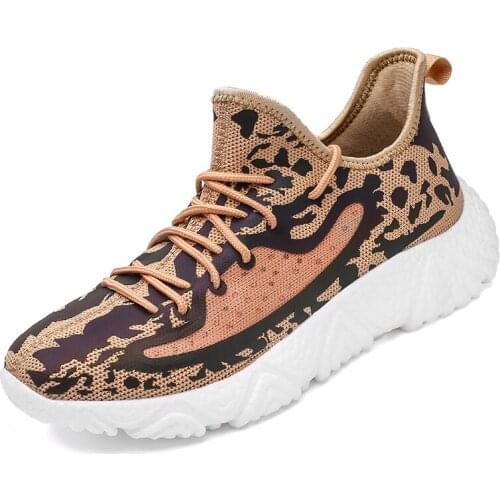 Mens Knits Knit Leopard Breathable Sneakers Lace Up Sport Shoes Luminous Lights Boys Athletic Shoes Casual 3Colors New 2021