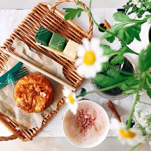 Rattan Hand Woven Square Food Tray Picnic Storage Platter Bread Plate Dessert Dish for Breakfast Drink Snack Coffee Tea Fruit