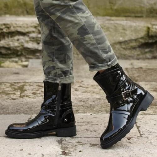 Frankie Black Postal Boat