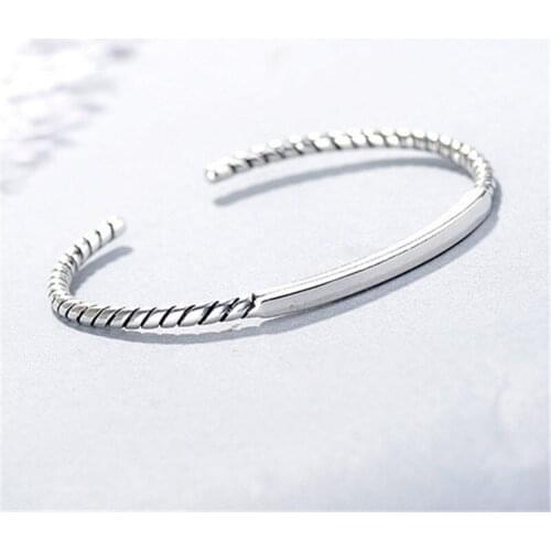 Miuoxion Wholesale Retro Twist Plane Bracelet Fashion Personality Party Jewelry For Women Feature Namour Charm Gift All Seasons