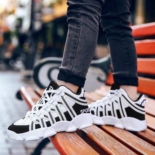 Family Childrens Fashion Sports Shoes Running Leisure Breathable Outdoor Kids Shoes Lightweight Sneakers Shoes