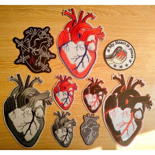 DIY Punk Heart Iron On Patches for Clothing Embroidered Appliques Ironing on Red Heart Badges Stripes Stickers on Garment Decor