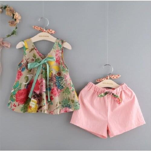 Baby girls clothing Sets 2017 flower infant Summer Style Top+Shorts 3-7 years kids Sleeveless SetChildren girl Clothes Sets