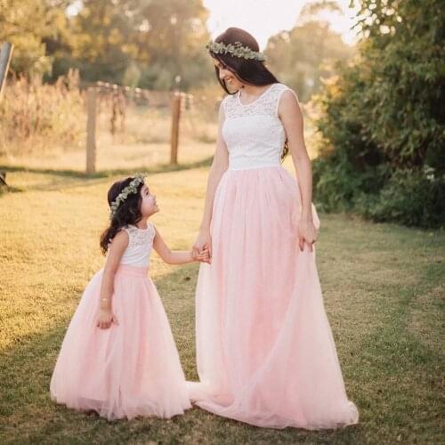 2022 Sleeveless Pink Mother Daughter Sleeveless Lace Chiffon Dresses White Lace Pink Bottom Mom Girls Matching dresses Custom