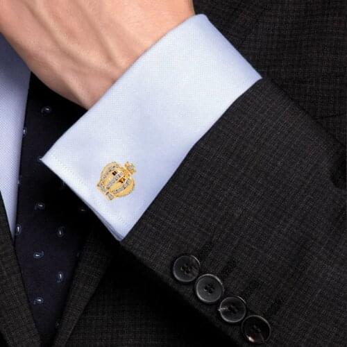 Cuff button Men Senior Versatile Crown Cufflinks Perfect Appearance Design Gentlemans Fashion Noble Cufflinks Fathers Day Gift