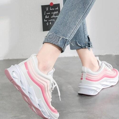 2020 New Fashion Top Quality Hot Lace Up Women Sports Sneakers Mixed Color Casual Designer Shoes Holiday vocation Shoes