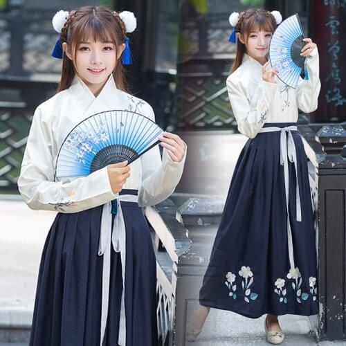 Chinese style Hanfu daily spring and autumn adult female students traditional costume embroidery pattern photo set