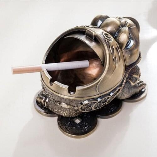 Creative metal fortune toad ashtray