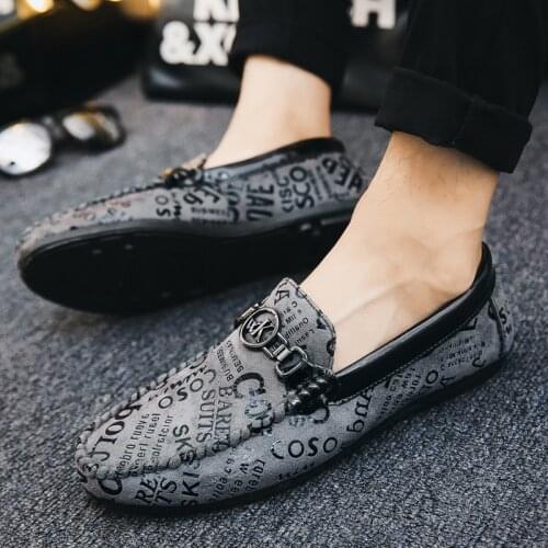 Fashion Brand Men Loafers Suede Mens Casual Shoes Korean Version of Personalized Wild Lazy Shoes Soft Bottom Driving Shoes Male