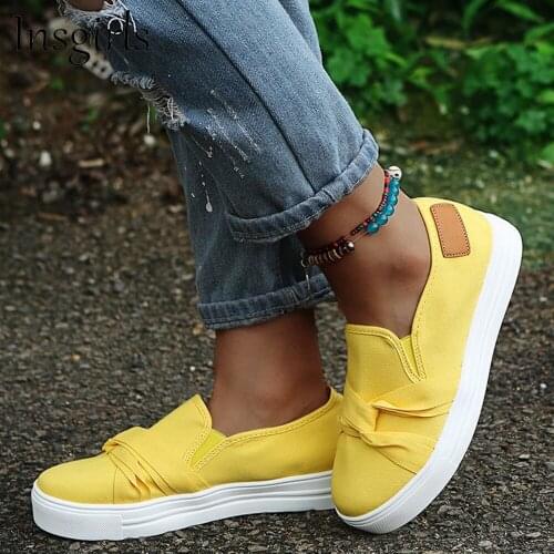 Womens Canvas Shoes 2021 All Season Daily Ladies Slip On Comfy Loafers 35-43 Large-Sized Female Outdoor Casual Flat Sneakers