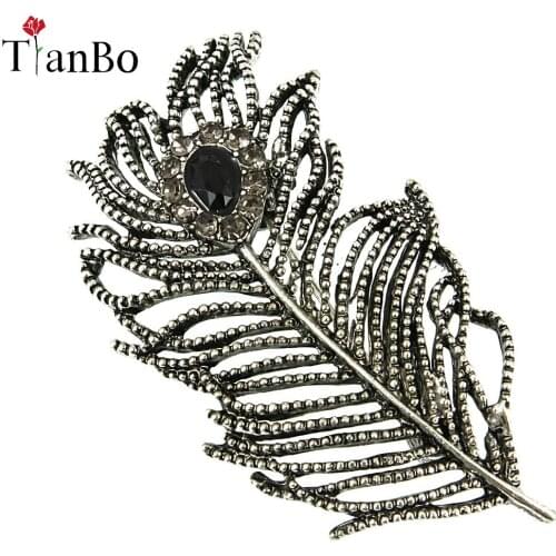 Metal Peacock Peafowl Bird Feather Brooch Crystal Rhinestone Teardrop Women Fashion Jewelry Accessory Black