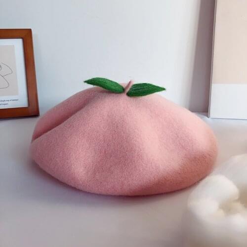 The Human peach manual baize peach leaf beret of autumn winter pink is an female painter cap, buds hat