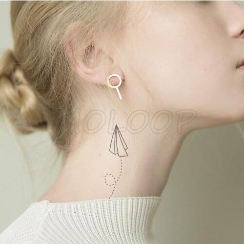 Water Transfer Black Sexy Paper Airplane Kite Tattoo Body Art Waterproof Temporary Fake Flash Tattoo for Man Woman Kid 10.5*6 Cm