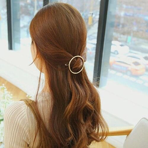 Fashion Alloy Diamond Geometric Circle Shape Hair Accessories Hairpin Word Clip Headwear Barrettes for Women Girls Simple Style