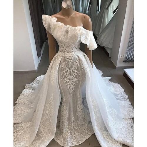 Hot Luxury Lace Sequined Wedding Dresses Off Shoulder Wedding Gowns Court Train Dresses Customized Embroidery Vestido De Noiva