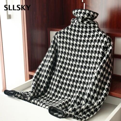 SLLSKY Black White Plaid Women Pullover 2021 Autumn Turtleneck Knitting Female Pullover Fashion Long Sleeve Warm Ladies Sweater