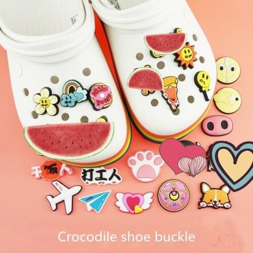 Hole slippers shoe buckle anime cute Charc crocodile pet cartoon sun airplane designer accessories garden shoes ornaments childr