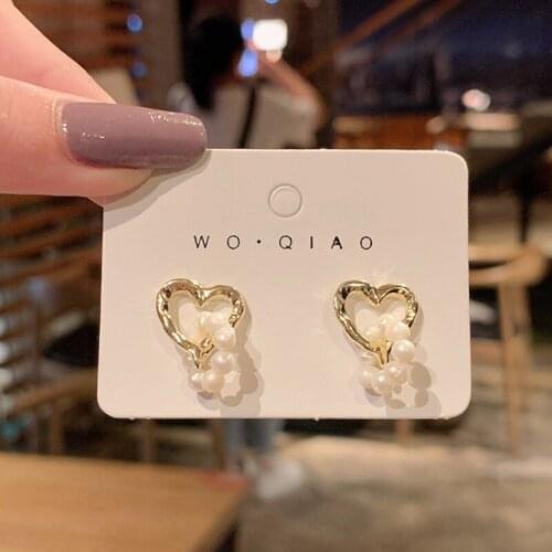 VSnow Sweet Cute Hollow Love Heart Dangle Earring for Women Trendy Simulation Pearl Beaded Gold Color Earring Jewelry Pendientes