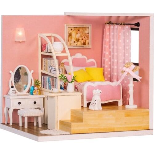 KACUU Doll Houses