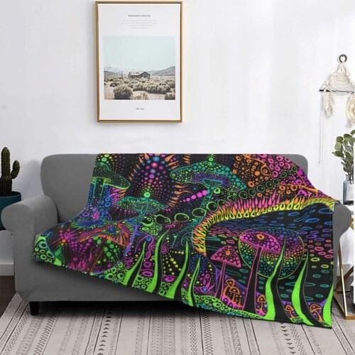 Psychedelic Mushroom Blanket Flannel Autumn/Winter Doodle Fantasy Portable Warm Throw Blanket for Home Outdoor Bedspread