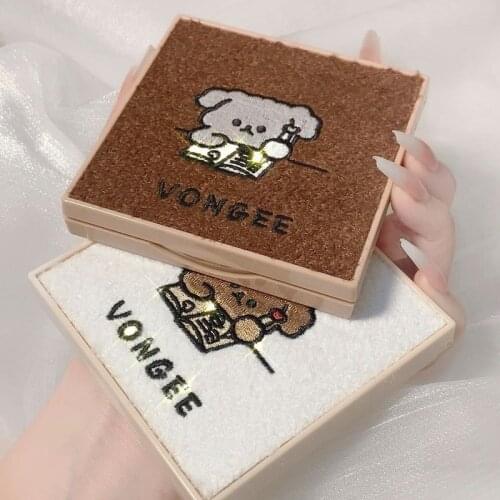 Cute Dog Pearlescent Eyeshadow Palette 9 Color Matte Eye Plate Glitter Eye Makeup Makeup Palette Natural Waterproof Eyeshadow