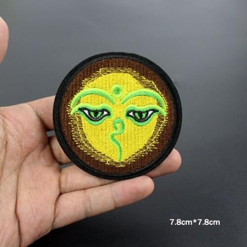 20pcs/lot 2018 new design fashion patches badge iron on Embroidery DIY for clothing garment Appliques