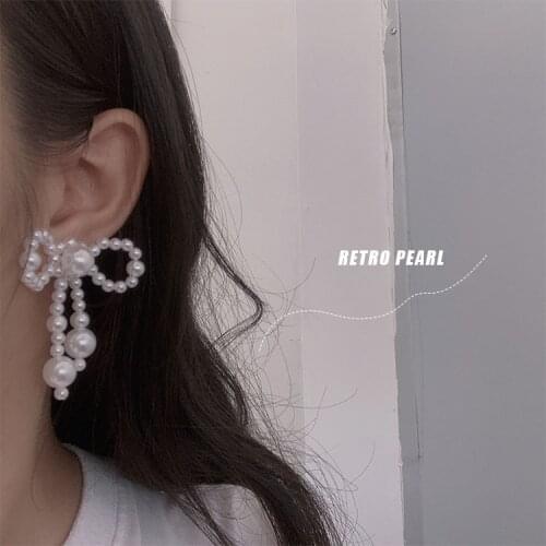 Pearl earrings 2021 trend retro style bow stud earrings elegant temperamentwhite moonlight earrings womens jewelry