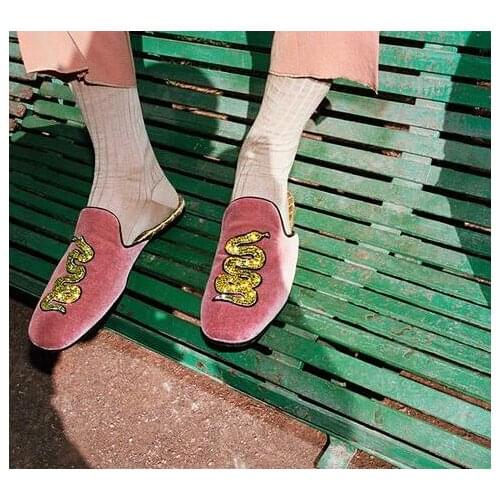 2018 Newest White Crystal Snake Ladies Slip On Flats Black Velvet Women Roud Toe Flats Slingback Loafer Shoes Size 40