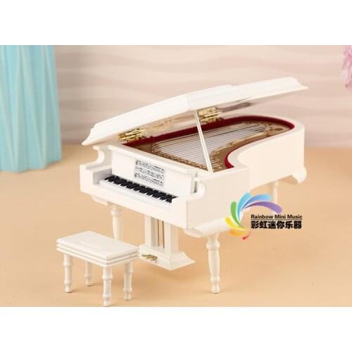 Mini triangle vertical piano model ornaments, music boxes, gifts for teachers, boys and girls