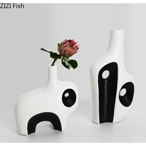 Creative Geometric Ceramic Vase Black and White Irregular Flower Vase Countertop Flower Arrangement Decor Modern Home Decoration