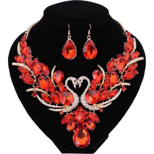 Luxury Gold Zinc Alloy Red Crystal New Collier Femme Double Swan Statement Necklace Earring For Women Party Wedding Jewelry Set