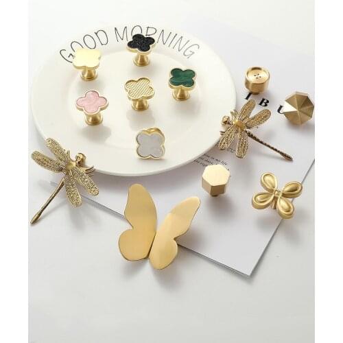 Luxury Four Leaf Clover shape/Butterfly/Dragonfly Light Wardrobe Handle Brass Nordic Furniture Cabinet Door Handle Drawer Pulls