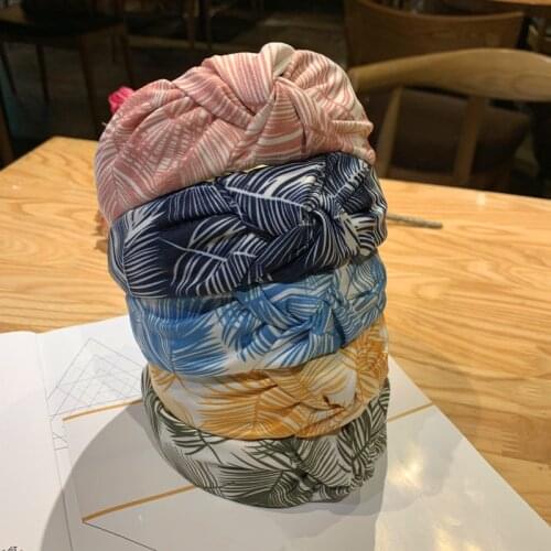 MISANANRYNE Korean Wide-Brimmed Coconut Leaf Knotted Hair Hoop Pressure Hair Wash Face Simple Wild Headband Sweet Hair Band