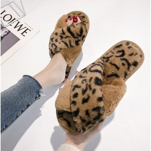 Winter Women House Slippers Faux Fur Fashion Warm Shoes Woman Slip on Flats Female Slides Black Pink Cozy Home Furry Slippers