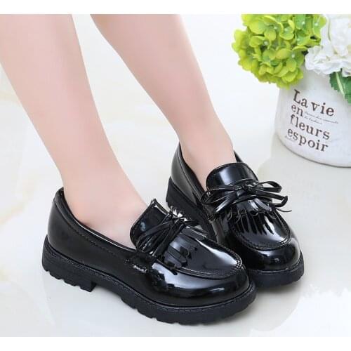 Girls Leather Shoes PU Patent Leather Childrens Flats Casual Sneakers for Little Kids Medium Big Girl Tassels Classic Oxfords