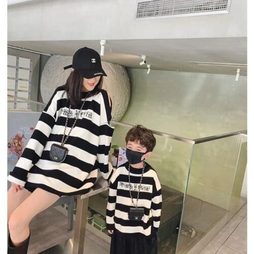 Parent-child clothing for a family of four 2021 new autumn and winter baby mother and child mother womens knitted striped sweat