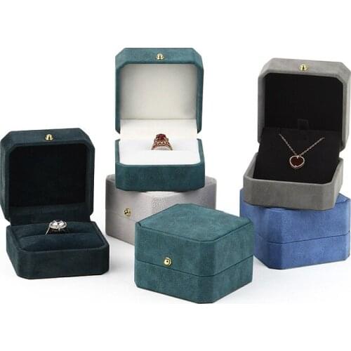 Luxury Square Velvet Portable Travel Wedding Party Jewelry Earring Ring Display Case Box Storage Organizer Gift Packaging Box