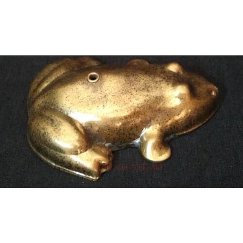 YIZHU CULTUER ART Unique Decoration Collection China Copper Hand Carving Lovely Frog Water Drop Decoration