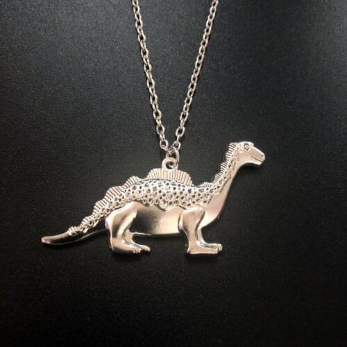 Retro Fashion Dinosaur Brontosaurus Pendant Necklace Cute Dinosaur Jewelry Jurassic For Men women Animal Styling Gift